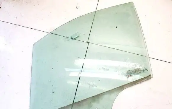 Mercedes-Benz A W168 Front door window glass four-door dot448as2m4