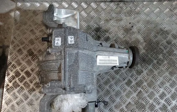 Porsche Macan (95B) Rear differential