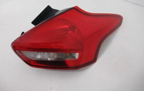 Ford Focus Rear/tail lights F1EB13404BC