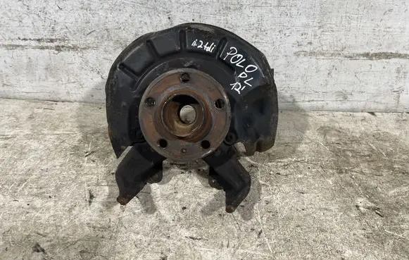 Volkswagen Polo V 6R Front wheel hub spindle knuckle