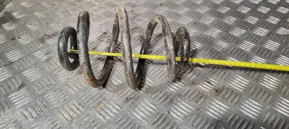 BMW 3 E46 Rear coil spring