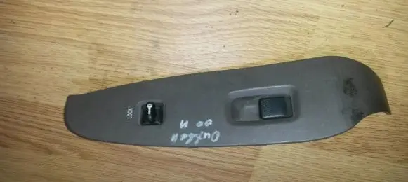 Subaru Legacy Electric window control switch