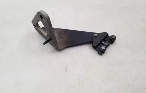 Nissan Primastar Rear door lower hinge