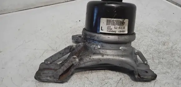 Land Rover Range Rover Evoque L538 Engine mount bracket BJ326F012AB G3046001