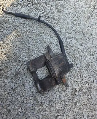 Jeep Grand Cherokee Front brake caliper 16018401