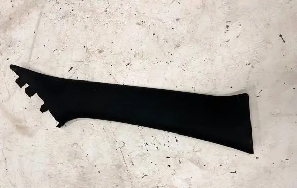 Chrysler 300C (A) pillar trim 1KR14TRMAA 13178M 1K314TRMAA