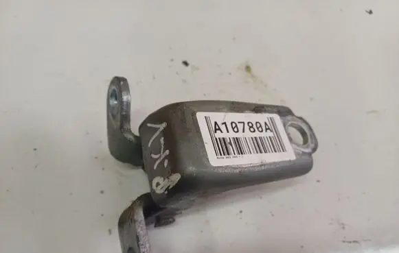 Honda Jazz Front door upper hinge 