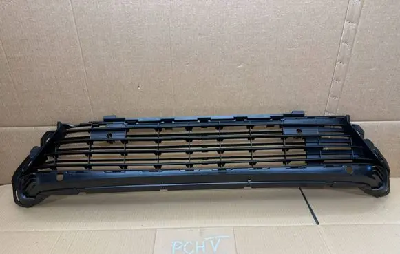 Toyota ProAce City Front bumper lower grill 9818196480