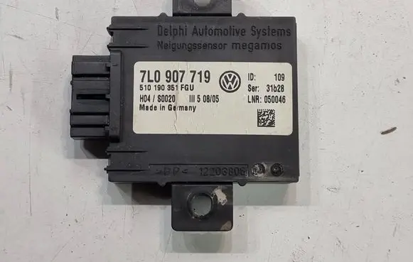 Porsche Cayenne (9PA) Alarm control unit/module 7L0907719