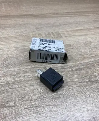Skoda Superb B6 (3T) Other relay 1K0951253