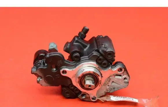 Ford Grand C-MAX Fuel injection high pressure pump 9424A050A