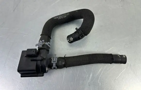 Volkswagen Touareg III Electric auxiliary coolant/water pump 06H121601P