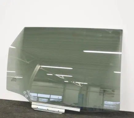 Toyota Auris E180 Rear door window glass 43R001595
