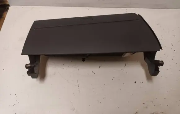 Dodge Journey Glove box