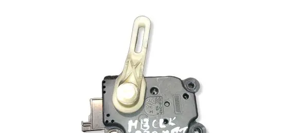 Mercedes-Benz CLK A209 C209 Air flap motor/actuator A2038201642
