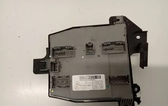 Mercedes-Benz C W205 SAM control unit A2059007539 A1679025801 A2059011703
