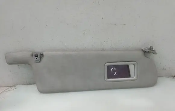 Sun visor
