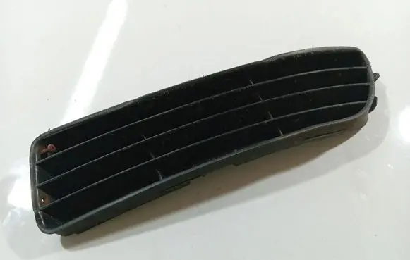 Audi A4 S4 B5 8D Front bumper lower grill 8D0807345B