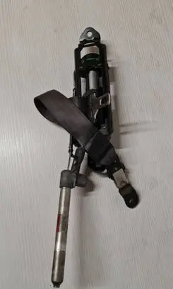 Volvo XC70 Front seatbelt 8626240