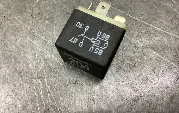 Audi A6 S6 C5 4B Other relay 431951253H