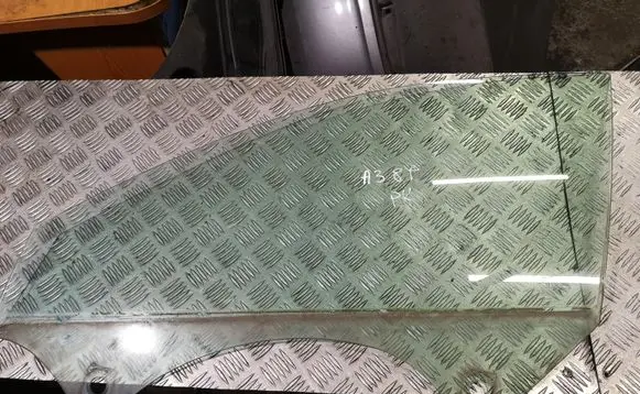 Audi A3 S3 8P Front door window glass four-door 43R001025