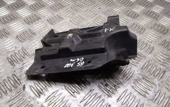 Lexus GS 300 350 430 450H Intercooler air guide/duct channel 5315430150