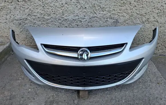 Opel Astra J Front bumper 