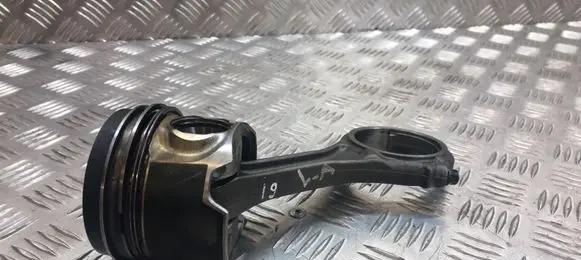 Audi A5 8T 8F Piston with connecting rod