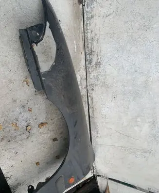 Ford Mondeo MK I Fender