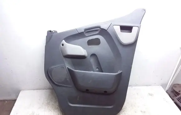Renault Master III Front door card panel trim 809019183R 8200729410