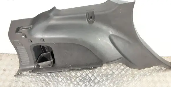Jeep Grand Cherokee Trunk/boot lower side trim panel 