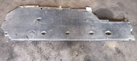 Porsche Panamera (970) Engine splash shield/under tray 
