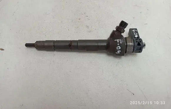Audi Q3 8U Fuel injector 03L130277J