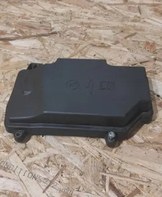 Mercedes-Benz GLC X253 C253 Fuse box cover A2055402428