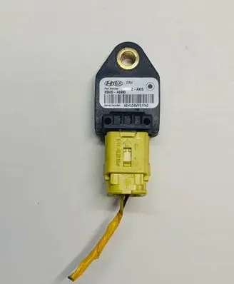 Hyundai i30 Airbag deployment crash/impact sensor 95920A6000S9 95920A6000 A6HLD5VY51743