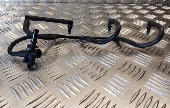 Fuel return line/hose