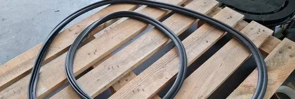 Audi Q3 F3 Trunk rubber seal (body) 83A827705