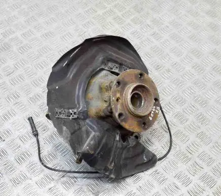 BMW X3 F25 Front wheel hub 6787679