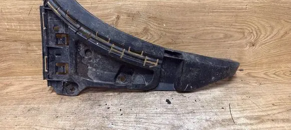 Volvo XC90 Front bumper mounting bracket 08620563