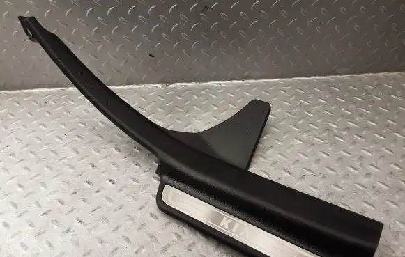 KIA Optima Rear sill trim cover 858852T100