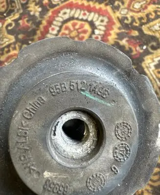Porsche Macan (95B) Rear coil spring rubber mount 95B512149B