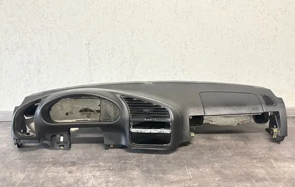 BMW 3 E36 Dashboard 1977614 64221977614