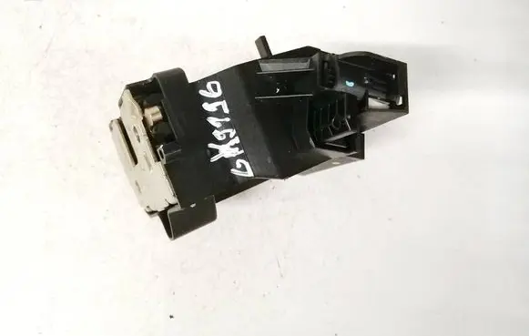 Peugeot 407 Seat back rest lock catch 