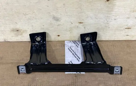 BMW X6 F16 Fender mounting bracket 55107M