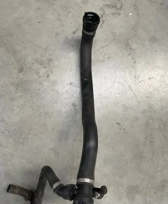BMW 5 F10 F11 Engine coolant pipe/hose 15476810 9170347