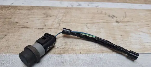Coolant temperature sensor