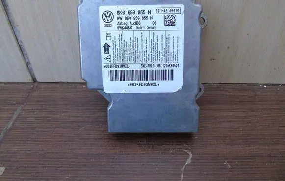 Audi Q5 SQ5 Airbag control unit/module 8KO907063DH