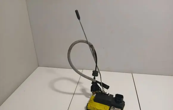 Front door lock