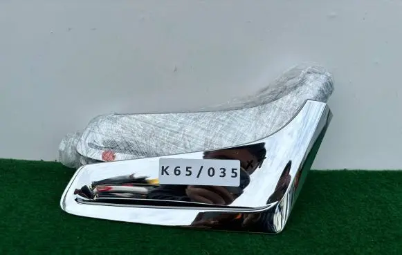 BMW 7 G11 G12 Front arch trim 51137347377