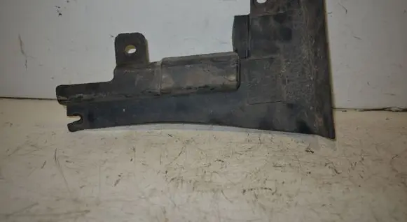 Mini One - Cooper R50 - 53 Rear bumper mounting bracket 13077710
